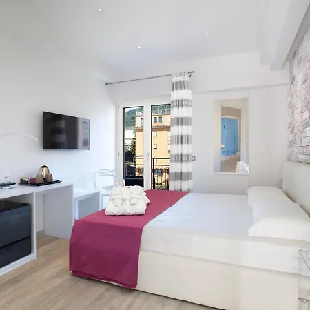 Vhome Couette-café 4*