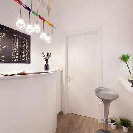 Vhome Bed & Breakfast