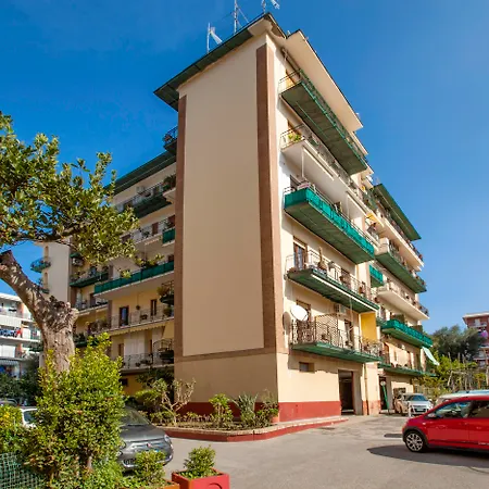 Vhome Sorrento