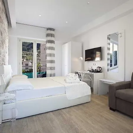 Vhome Sorrento