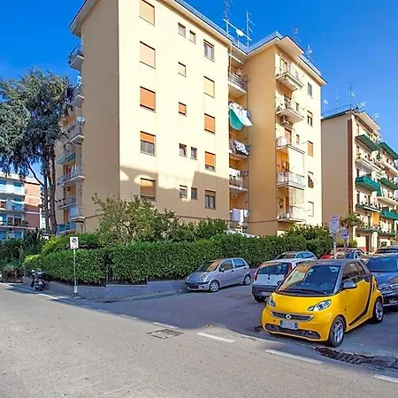 Bed & Breakfast Vhome 4*