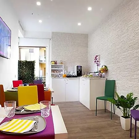 Bed & Breakfast Vhome 4*