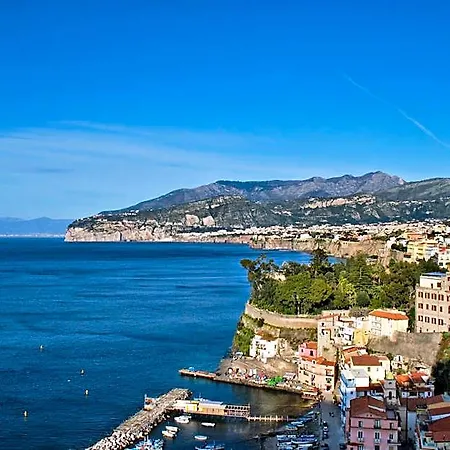 Vhome Sorrento