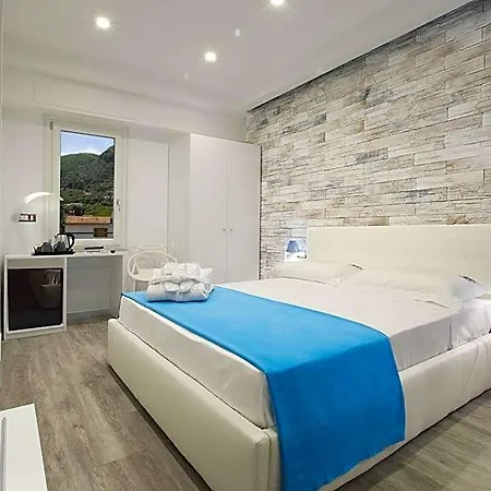 Bed & Breakfast Vhome 4*